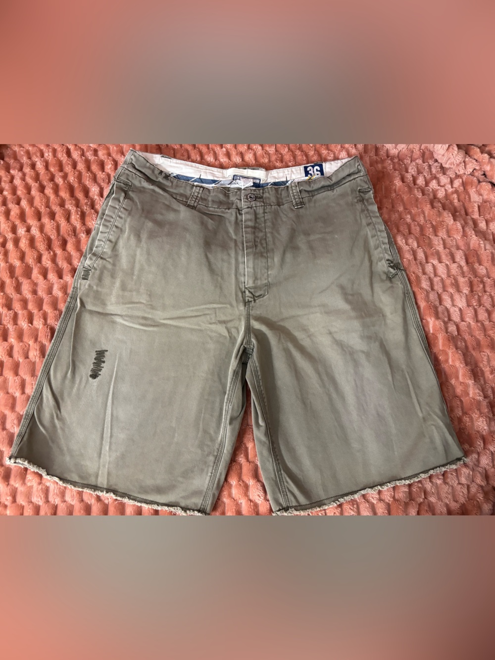Old Navy Olive Green Men's Cutoff Shorts